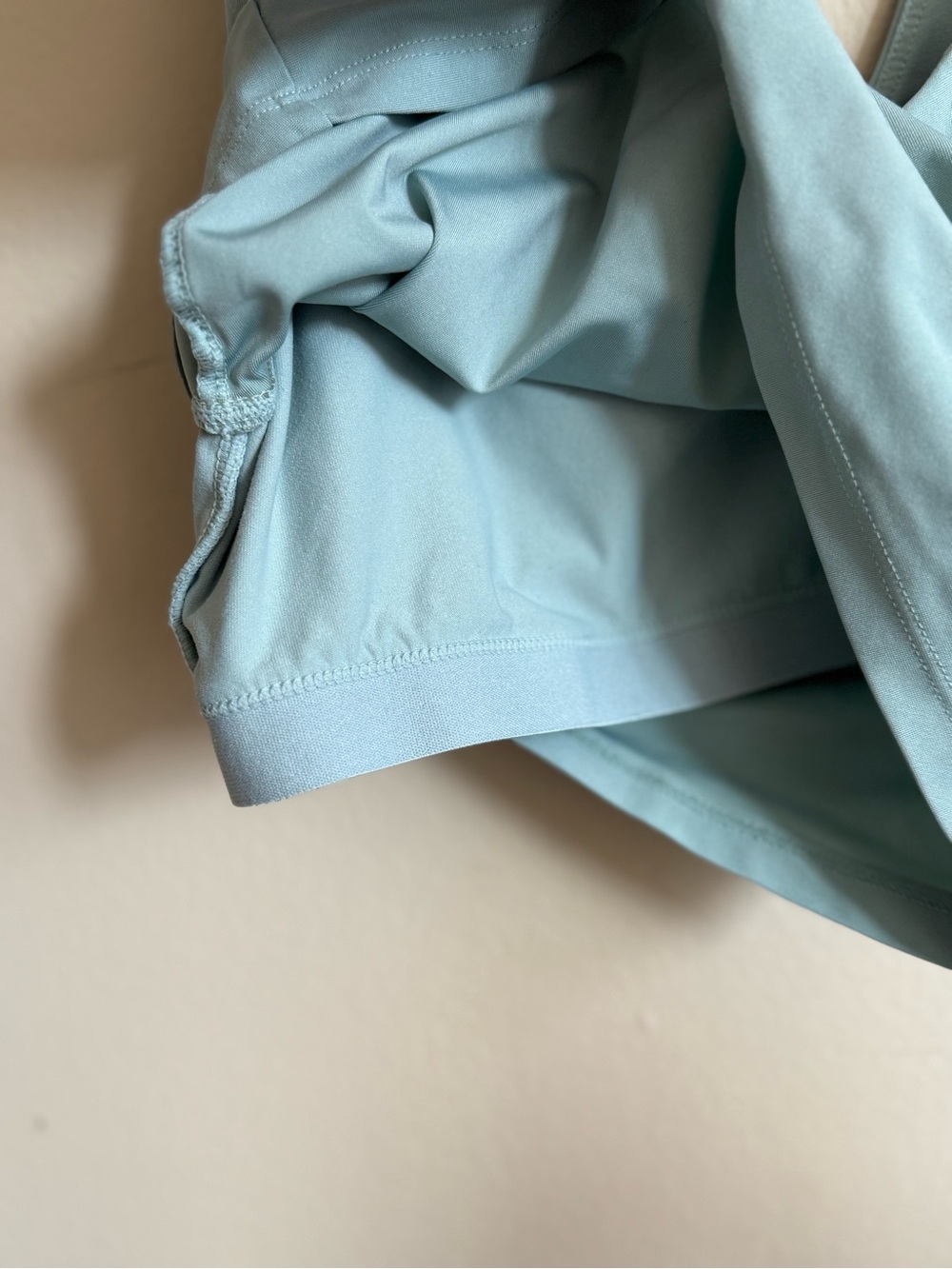 Fabletics Lydia Tank Sage Green Built In Bra Cropped Tank - Picture 4 of 5